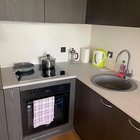 Uus Mai Taenava Korter-free Parking On Spot Apartamento *