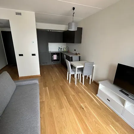 Apartamento Uus Mai Taenava Korter-free Parking On Spot *