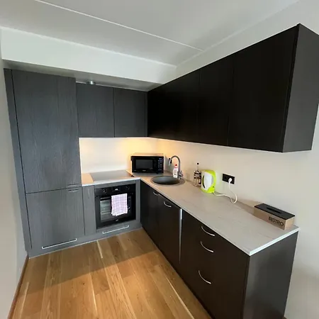 Uus Mai Taenava Korter Parnu