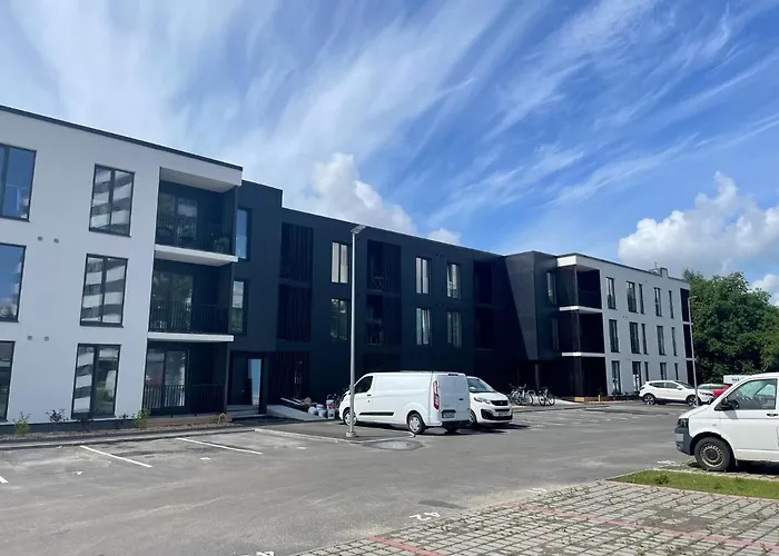 Uus Mai Taenava Korter 公寓 派尔努