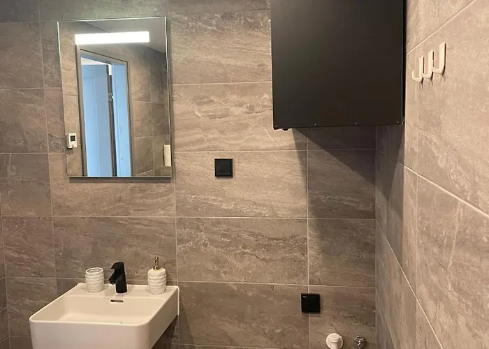 Uus Mai Taenava Korter