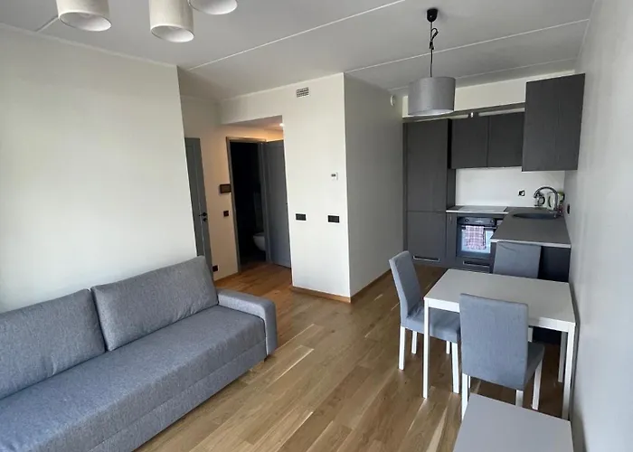 Uus Mai Taenava Korter 公寓